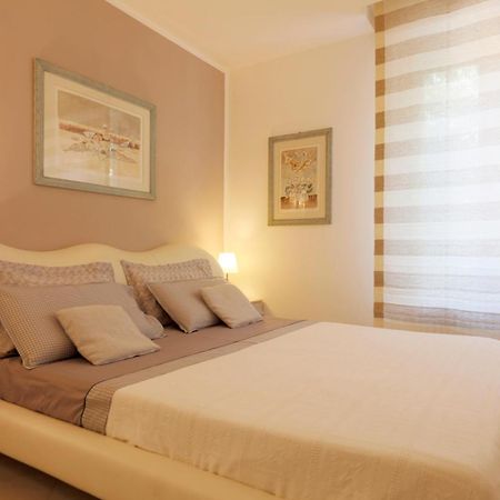 Siena Uptown - Sabrina'S Charming Apartment Buitenkant foto