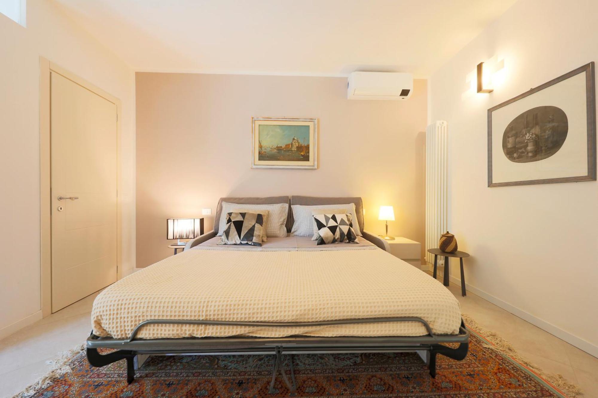 Siena Uptown - Sabrina'S Charming Apartment Buitenkant foto